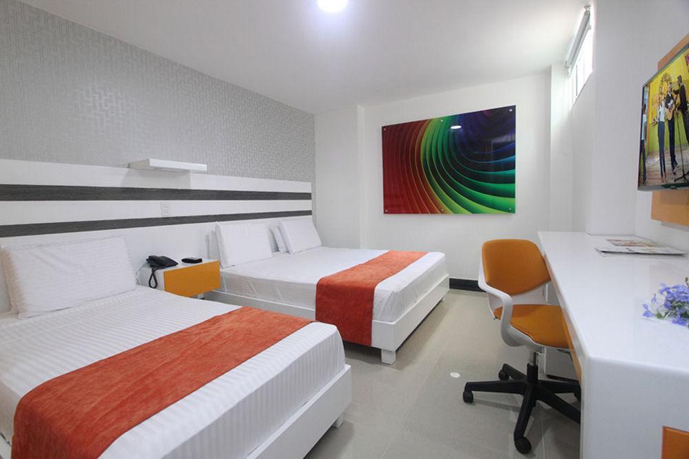 Hotel Genova Prado Баранкила Екстериор снимка