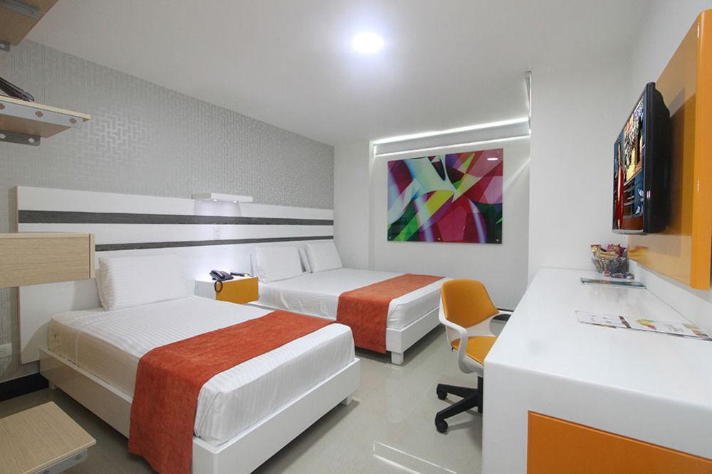 Hotel Genova Prado Баранкила Екстериор снимка