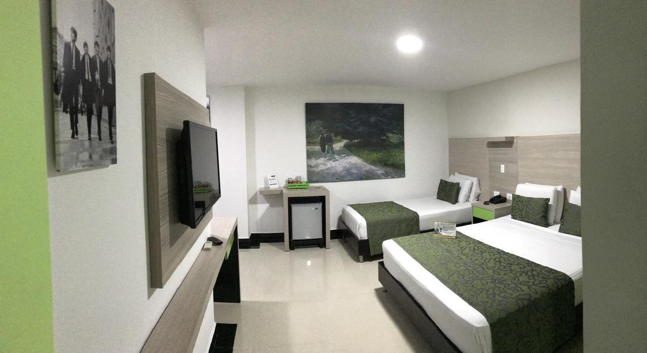 Hotel Genova Prado Баранкила Екстериор снимка