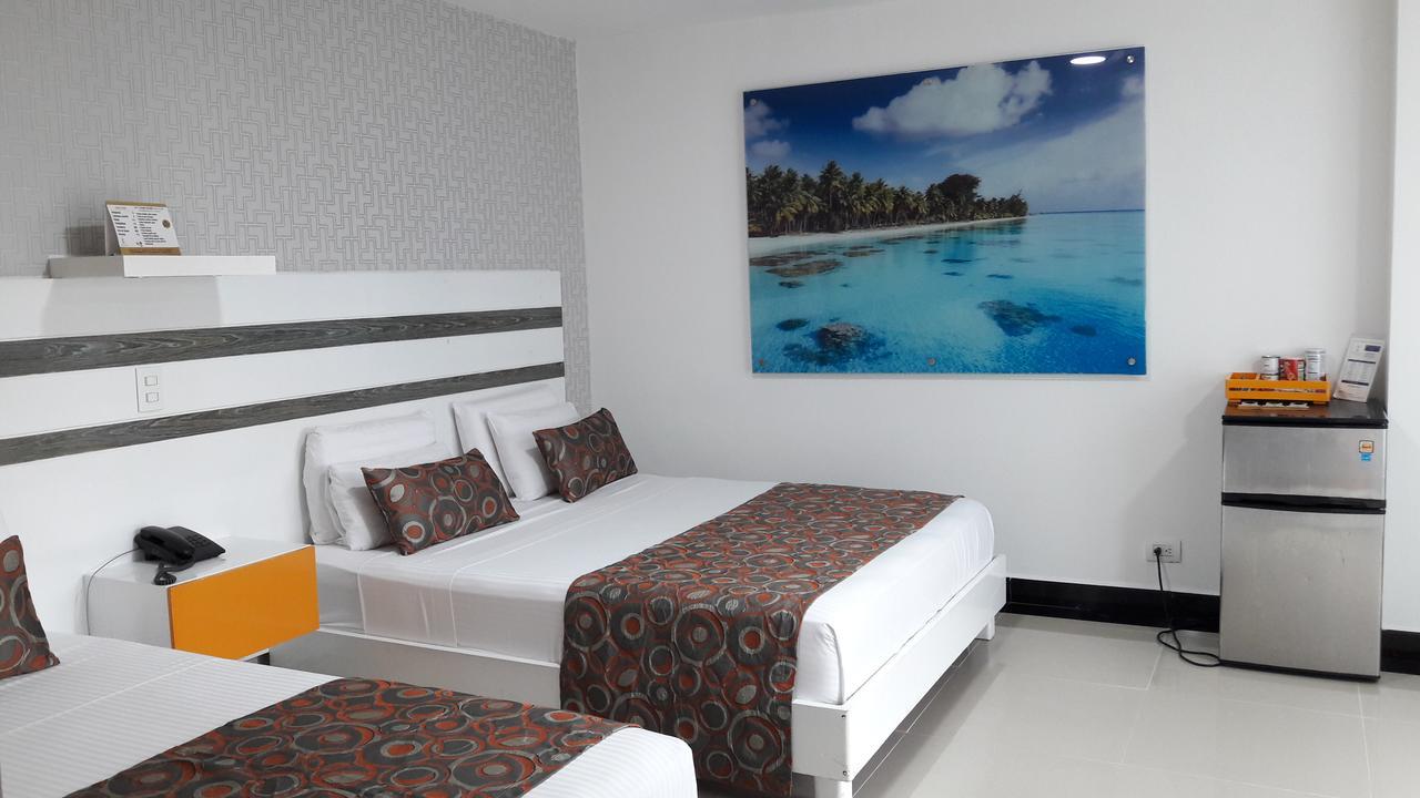 Hotel Genova Prado Баранкила Екстериор снимка